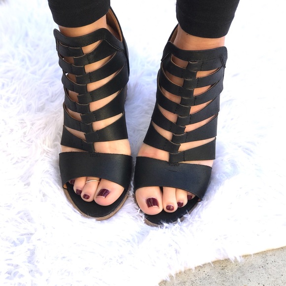 Qupid Shoes - Qupid CORE Caged Booties